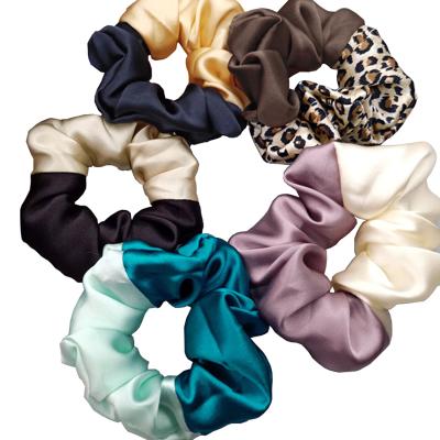 China Dating 100% Organic Silk Ponytail Holder Elastic Band For Women And Girl Charming Hair Care Desighner Scrunchies Soft Pink for sale