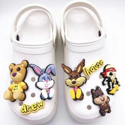 China 2022 New 3D Justin Bieber Drew Soft Shoe Charm 2022 PVC Shoe Charm Hobble Charm Shoe Decorations For Shoe Hoop Charm for sale