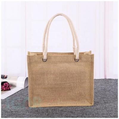 China Simple Eco Friendly Organic Burlap Sack With Natural Shopping Tote Durable Burlap Bag Hemp Jute Raw Materials Jute Sack 40x32x12cm for sale