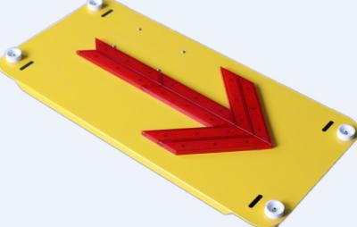 China Waterproof Red Light Collapsible LED Arrow Board for sale