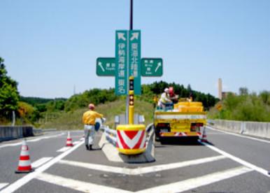 China Anti Collision Yellow Traffic Impact Attenuators For Highway for sale