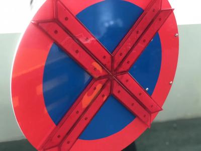 China Solar Power Triangle Bracket LED Arrow Board 500mm Diameter for sale