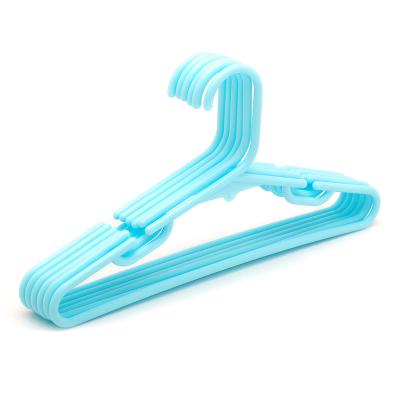 China Modern high quality repurposed plastic coat hangers for clothes for sale