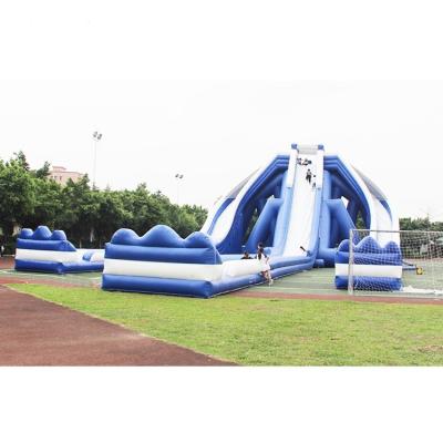 China Diapositiva inflable gigante del castillo de Overlength, tobogán acuático inflable al aire libre en venta