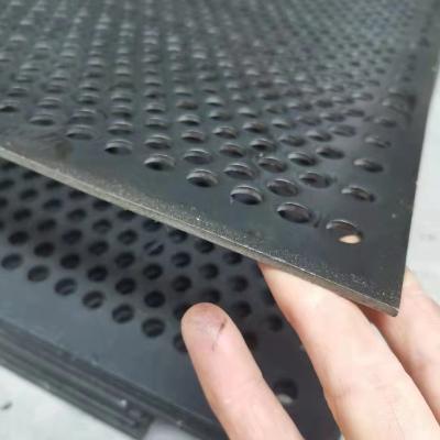 China Plain Weave Selling Perforated Iron Panel Hole Filter Mesh Perforated Mesh Metal Screen for sale