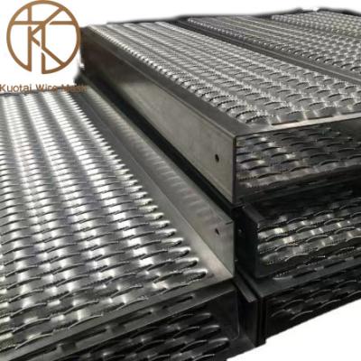 China Hot-dipped Anti-Slip Resistance Galvanized Safety Grating Walkway Channels Non Slip Perforated Outdoor Stair Treads Metal Walkways for sale