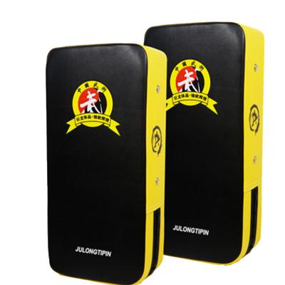 China Thai Martial Arts Sports Protective Boxing Focus Pad Arm Shield Kicking Punching Bag Training Foot Target Pad Focus Boxing Pad for sale