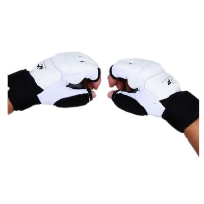 China Eco-friendly Taekwondo Hand Protection Gloves Martial Arts Equipment Taekwondo Hand And Foot Protection Set for sale