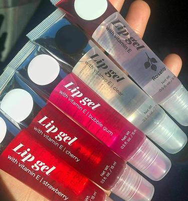 China Base Nude Vegan Lip Gloss Flavor Lip Fruit Low MOQ Clear Gel Dropping Lip Oil Lip Gloss Gloss for sale