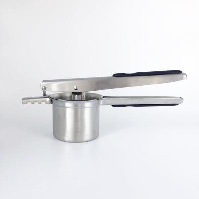 China Sustainable New Style Lower Prices Stainless Steel Baby Food Potato Carne Grinder With Non Slip Handle for sale