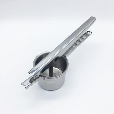 China Sustainable Good Quality Low Price Kitchen Mash New Child Size Straining Heat Resistant Potato Crusher for sale