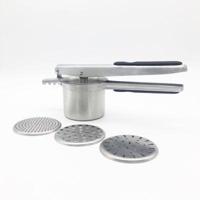 China Sustainable Vegetable And Fruit Tools Potato Crusher With 3 Strainers Stainless Steel Potato Pressers for sale