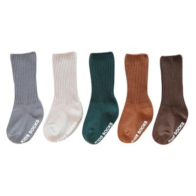 China Wholesale Antibacterial Soft Cute Cotton Slip Socks Kids Baby Socks Classic Grip for sale