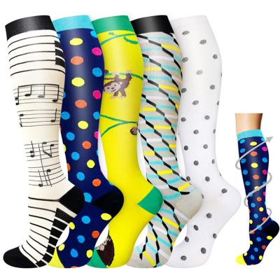 China Fashion Breathable Men Sport Custom Crew Basketball Socks Compression Sports Cycling Socks for sale