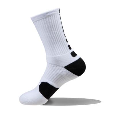 China Low MOQ Manufacturer Breathable Cotton Material Men Custom Socks Sport Crew Socks for sale