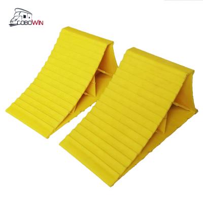 China Amazon Waterproof High Quality HDPE Outdoor Camper Skateboard Wheel Wedges Slip Block RV Car Ramp for sale