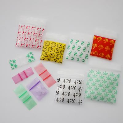 China 2mil Apple Recyclable Custom Plastic Resealable Mini Zipper Lock Baggies 1.5*1.5 for sale