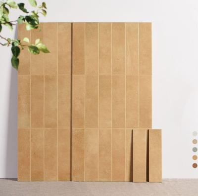 China Niet-glijdende binnentegels en textuurde keramische wandtegels voor woonkamer 400x800 mm lichtbruin Te koop