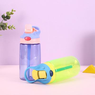 China Sustainable Wholesale Sports Plastic Water Bottle, Portable Tritan Drinks Water Bottle, BPA Free Reusable Bottle For Kids With Straw for sale