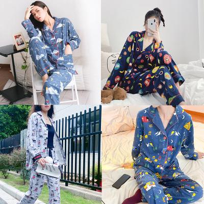 China 2022 Luxury Designer Pajamas Sleepwear Sleepwear New Women's Sleepwear Suit Lady QUICK DRY Nightgowns 2 Pieces Set Velvet Pajamas 3pcs for sale