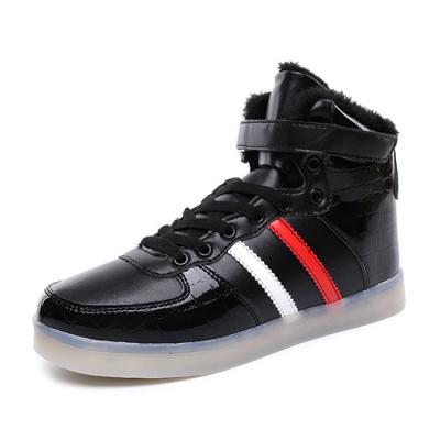 China Custom Rechargeable LED Sneakers 7 Static Colors + 4 Dynamic Colors Wear - Resistant for sale