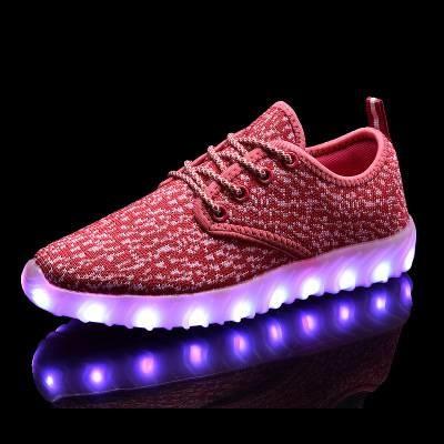 China Original LED Light Up Sneakers APP Simulation Function Built - In Lithium Batteries for sale