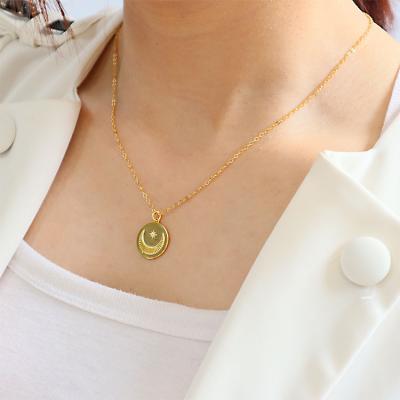 China FASHIONABLE 2021 fashion 1-2 mius gold plated round moon star zircon pendant necklace for sale