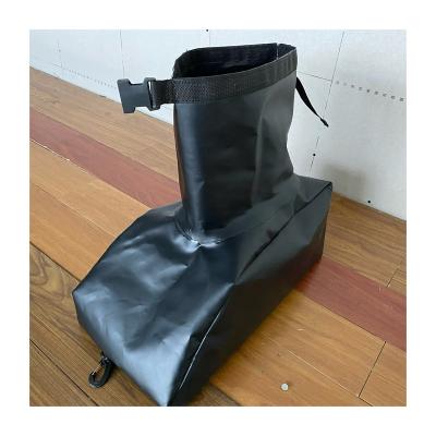 China UNIVERSAL TOPAZ Tarpaulin Waterproof Fish Bag Shoe Shape Fishing Bag for sale