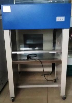 China Gabinete de flujo de aire laminar horizontal para una sola persona de banco limpio para equipos de laboratorio en venta