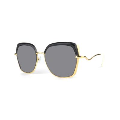 China 2022 New Unique Design High Quality Custom Logo Oversized Square Metal Frame Sunglasses Fashion Trend Men Women Glass Sunglasses for sale