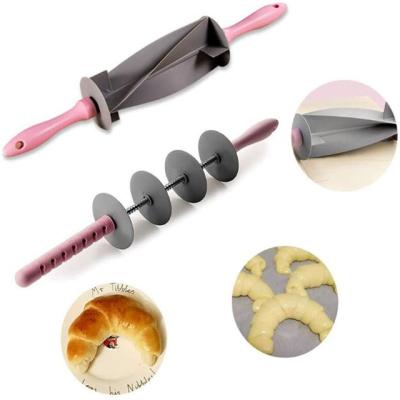 China Multifunctional Adjustable Crescent Cutter DIY Pin Roller Blade Bread Slicer Home Set For Making, Kitchen for sale