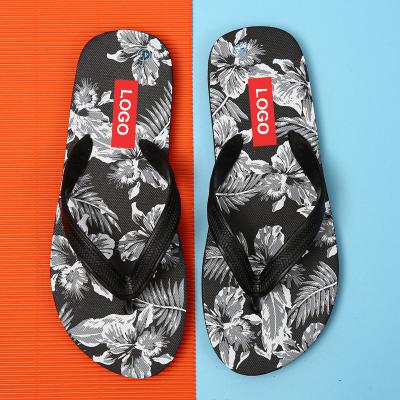 China Custom Logo Light Slippers Fashion Trend Wholesale Men Flip Flops Outdoor Fashion Trend for sale