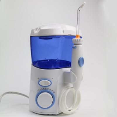 China Customized Rechargeable Multifunction Professional Dental Irrigator Flosser for sale