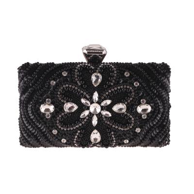 China Fashion Designer Clutch Daily Popular Promotional Bag Women's New Diamond Studded Dinner Bag Small Square Bag for sale