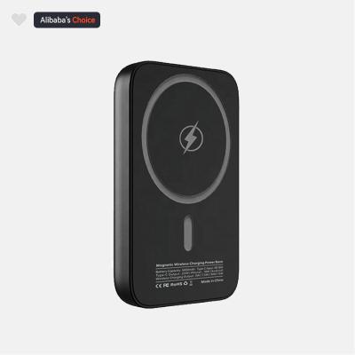 China Ultra Small Convenient Slim Magnetic Wireless Power Bank 5000mah Power Bank Wireless Power Bank for sale