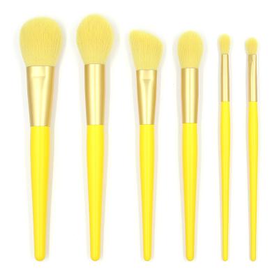 China Angular Blush Custom Logo 6 Pcs Handle Brushes Wooden Yellow Color Private Label Yellow Color Cosmetic Makeup Brush Set for sale