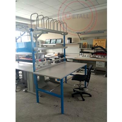 China Cold rolled steel racing workbench with dividers and rolling paper bar for well convenient operation for sale