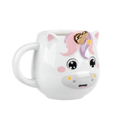 China Sustainable Cheap 3D Embossed Creative Animal Pig Shapes 460ml Ceramic Mug For Bulk for sale