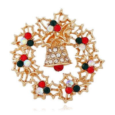 China Trendy Jewelry RTS New 4 Fashion Zinc Alloy Elu Color Iced Out Crystal Gold Plated Christmas Brooches And Pins For Mens Womens Jewelry for sale