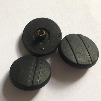 China Good Dry Cleaning Vending Garment Metal Spring Embossed Logo Rubber Custom Snap Button for sale