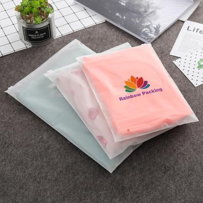 China 2021 Factory Wholesale High Quality Compound Bag BIODEGRADABLE Packaging 30x40Cm Different Sizes Clothing Bag Packing Zipper Bag for sale