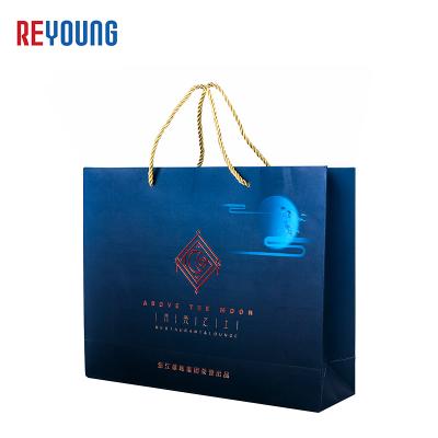 China High End Recycled Materials Custom Printed Luxury Retail Gift Shopping Paper Bags for sale