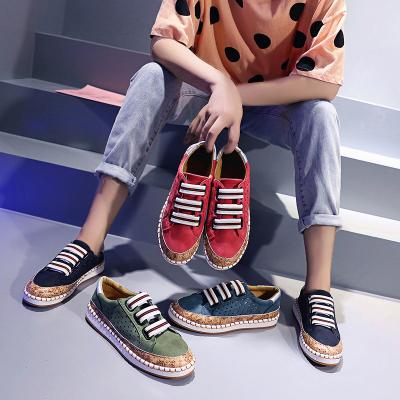 China Fashion Trend Factory Direct Wholesale Fashion Lace Up Breathable Shoes Big 9 Skate Print Comfortable Women Sneakers Sneakers for sale