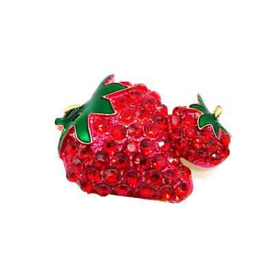 China Wholesale ALLOY cute strawberry shaped rhinestone brooch, rhinestone brooch pins, cc brooch rhinestone for sale