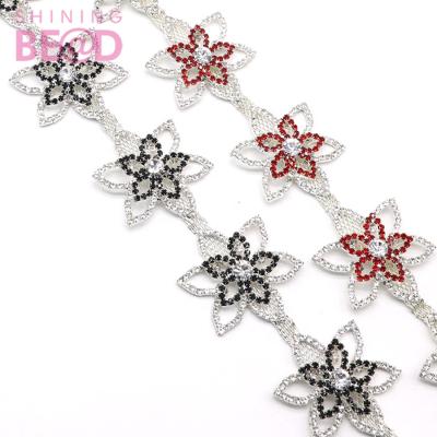 China Bags Flower Color Rhinestone Trimming Decoration Diamond Chain For Shoe Clothing Glass Ornament for sale