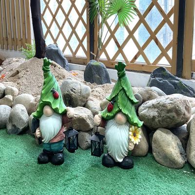 Chine Le jardin de Polyresin de Gnome ornemente les figurines drôles extérieures de statues à vendre