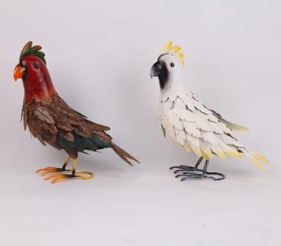 China Metal Bird Garden Ornament Small Size Perfect for Outdoor Decoration for sale