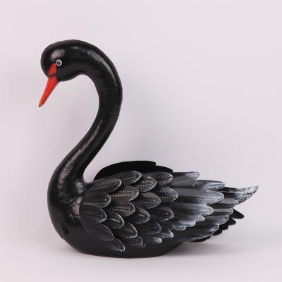 China Metal Swan Garden Figurines White Swan Black Swan for sale