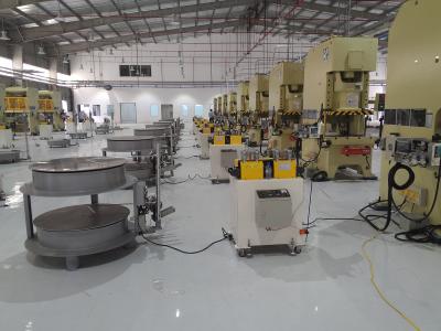 China 3 em 1 alimentador do Straightener de Decoiler combinado com a máquina mecânica da imprensa à venda