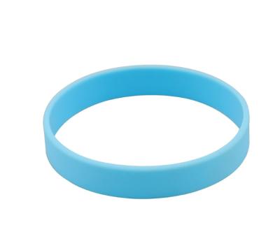 China Custom Silicone Logo Neon Silicone Wristband Grow In The Dark for sale